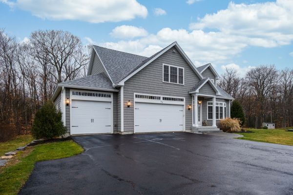 Cost of Driveway Asphalt Replacement in Magnolia